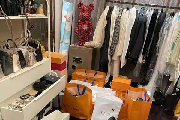 沽源县回收一线品牌衣服